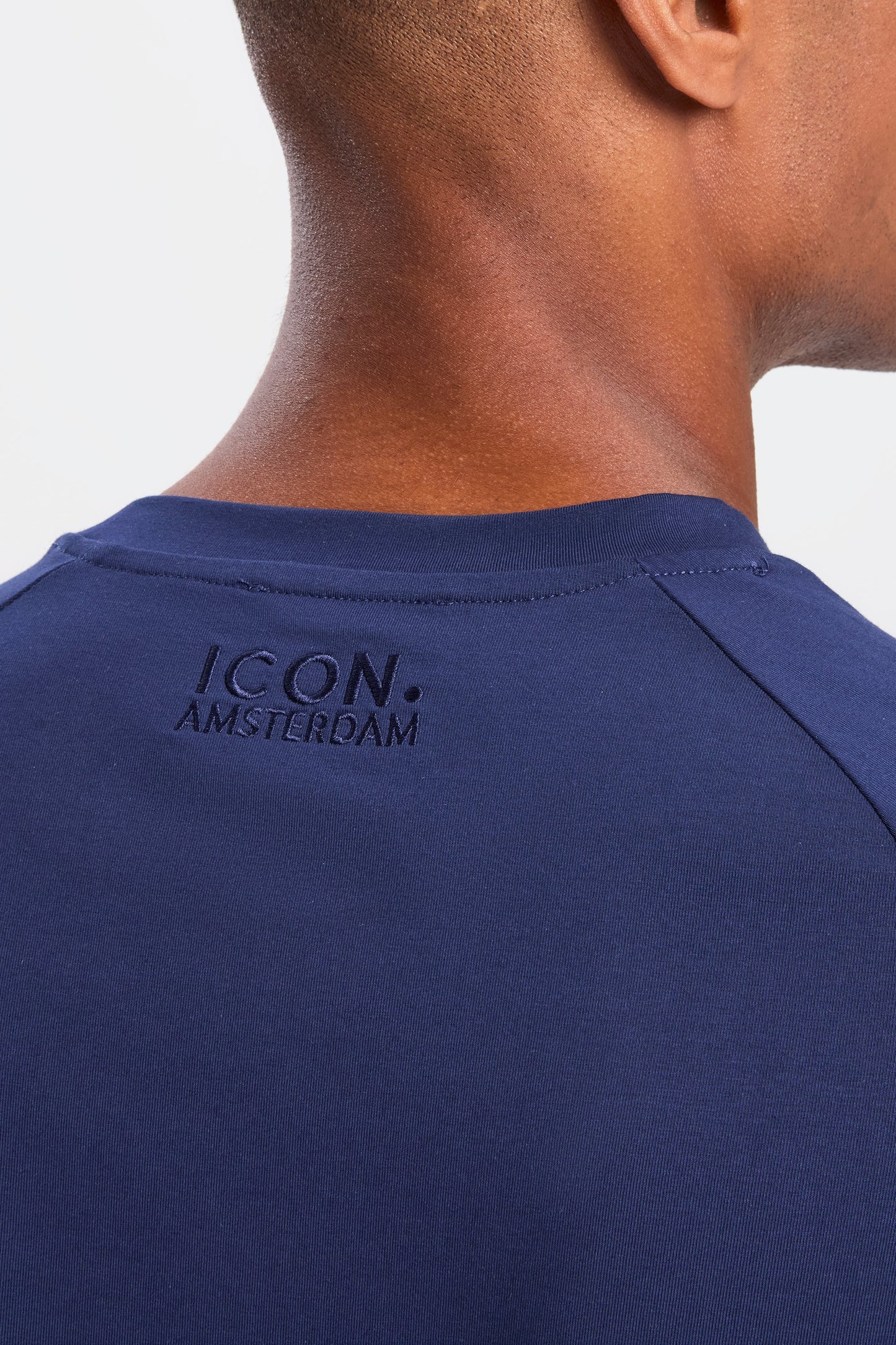 THE MUSCLE BASIC T-SHIRT