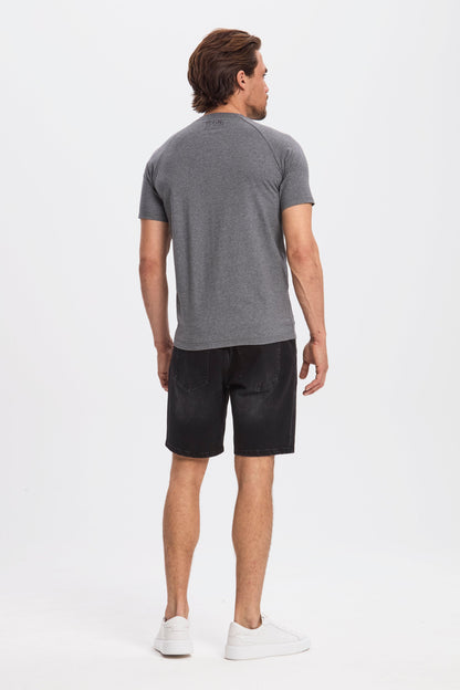 THE MUSCLE BASIC T-SHIRT