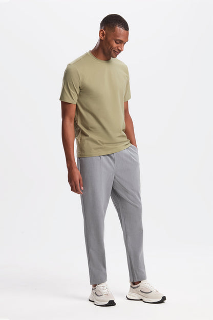 THE ESSENTIAL T-SHIRT