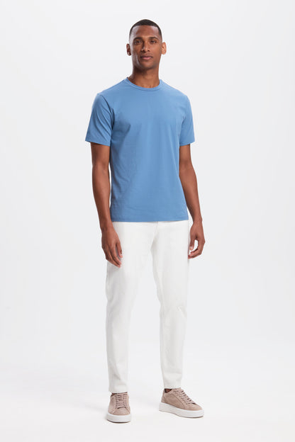 THE ESSENTIAL T-SHIRT