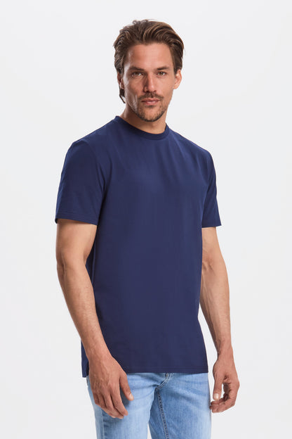 THE ESSENTIAL T-SHIRT