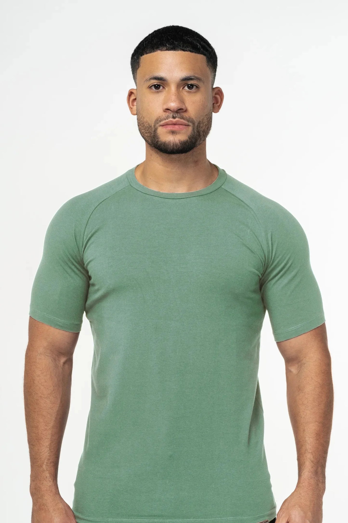 THE MUSCLE BASIC T-SHIRT
