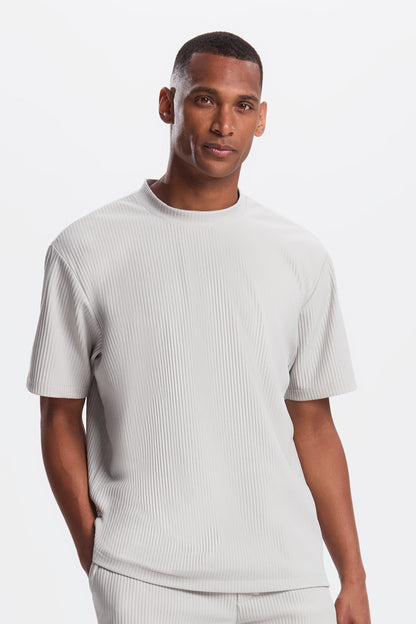 THE PLEATED T-SHIRT