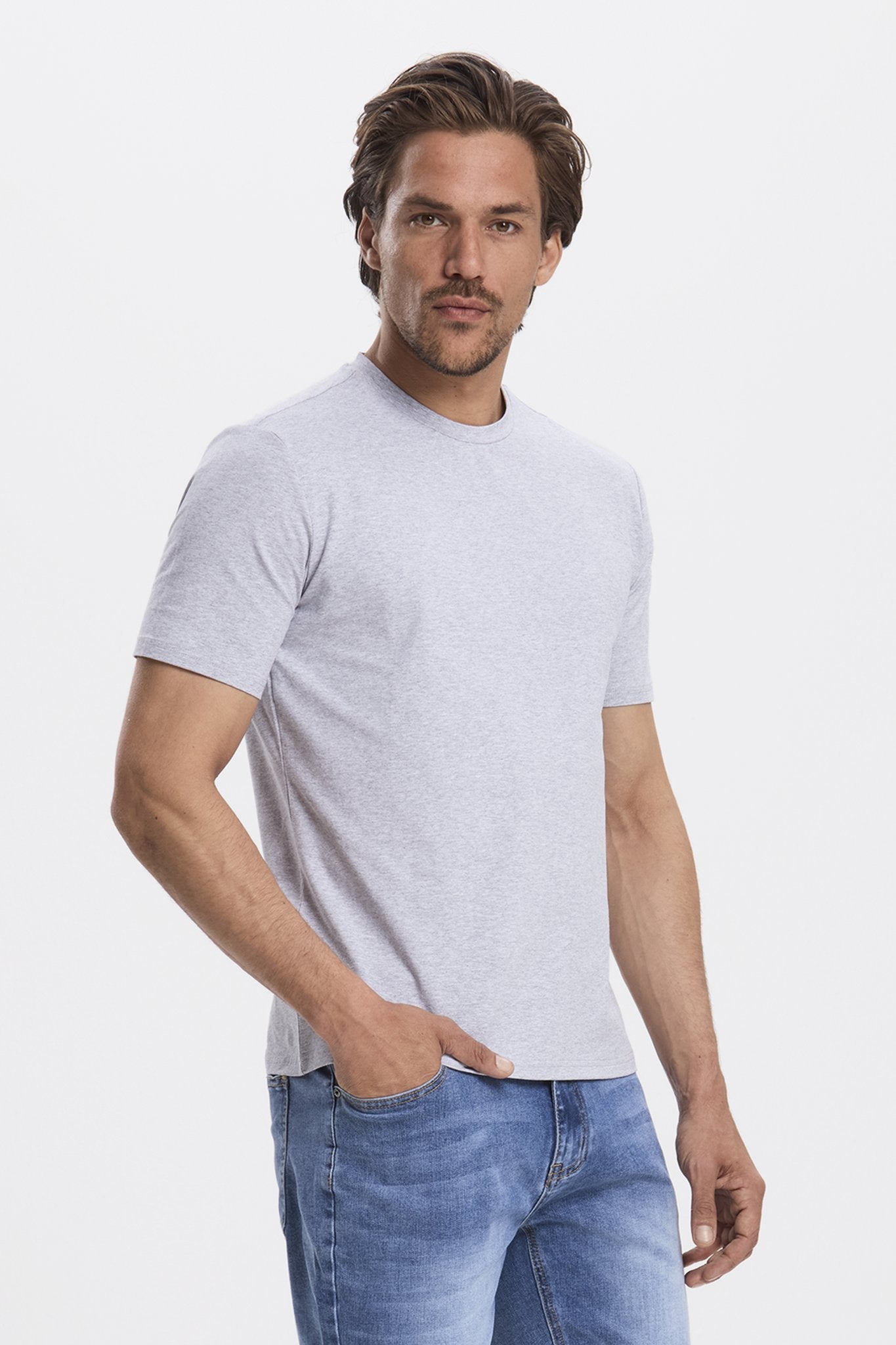 MIX & MATCH: ESSENTIAL T-SHIRT 3-PACK